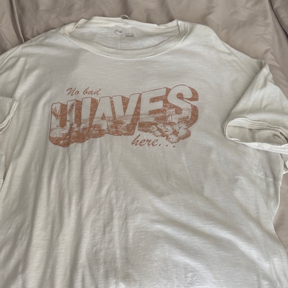 Aerie Cream and Brown Graphic Tee - Picture 1 of 4